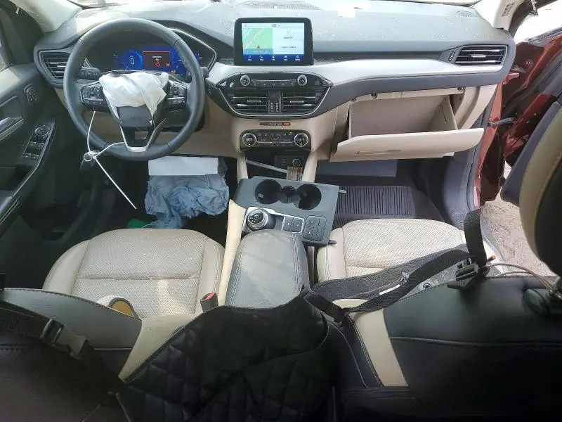 2021 FORD ESCAPE SEL  