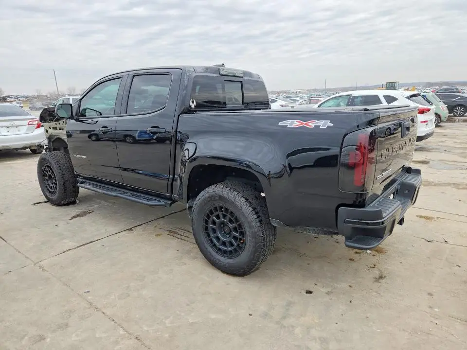 2022 CHEVROLET COLORADO LT  