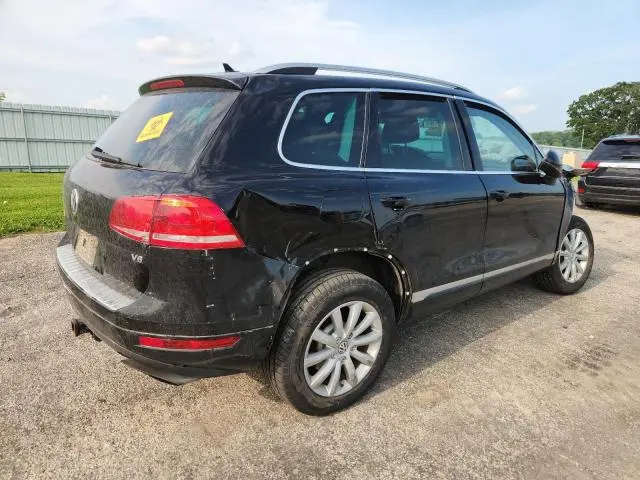 2011 VOLKSWAGEN TOUAREG V6