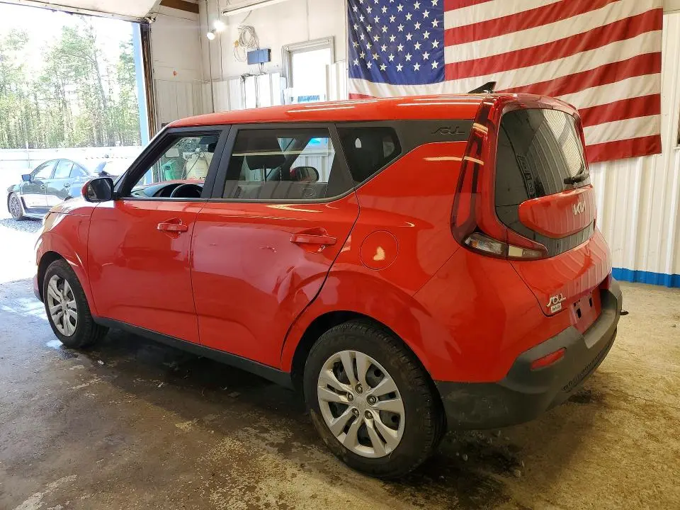 2022 KIA SOUL LX  