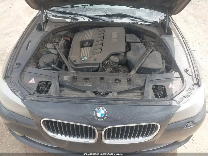 2011 BMW 528I  