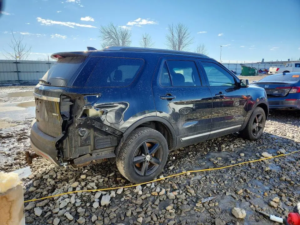 2016 FORD EXPLORER XLT  