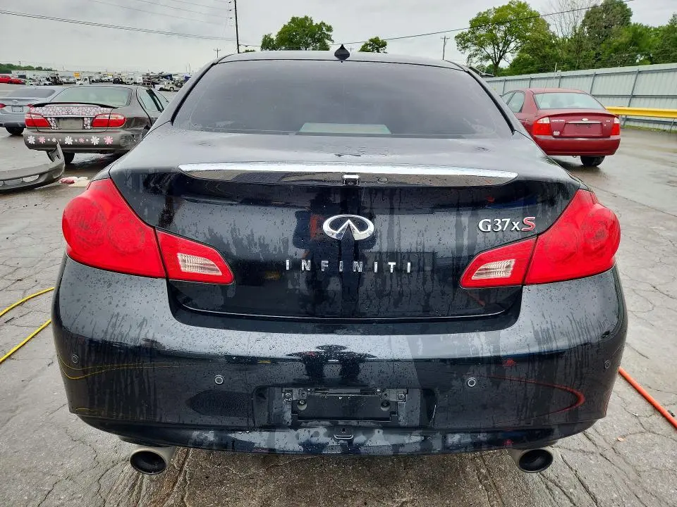 2012 INFINITI G37   