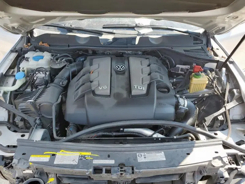 2013 VOLKSWAGEN TOUAREG V6 TDI  