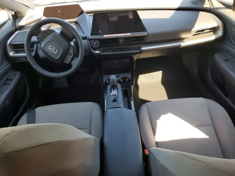 2026 TOYOTA PRIUS LE  