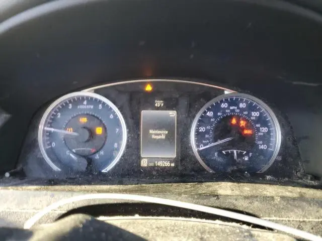 2016 TOYOTA CAMRY LE  