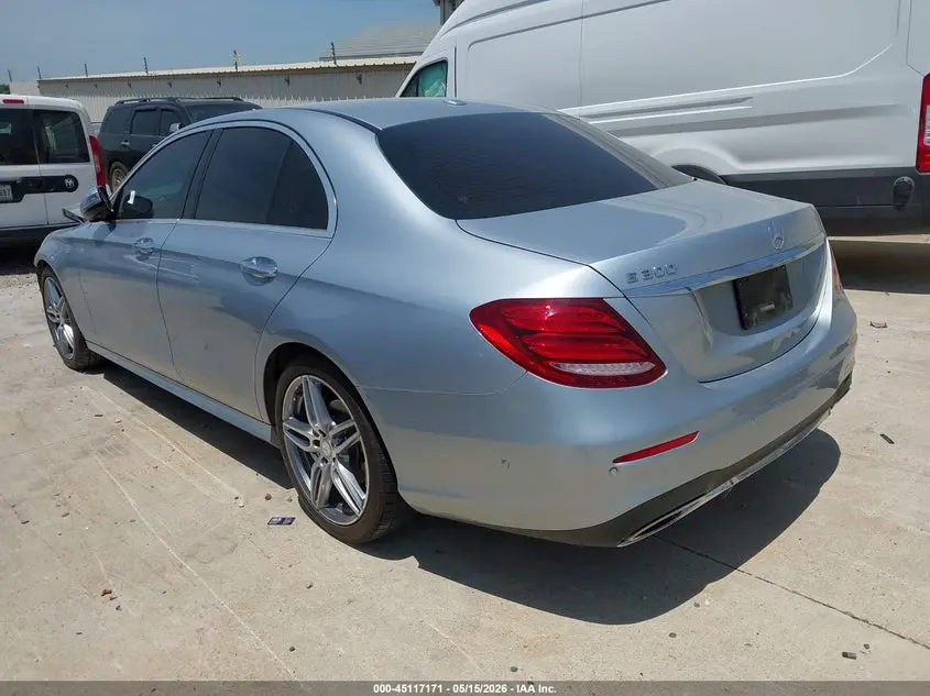 2017 MERCEDES-BENZ E 300  