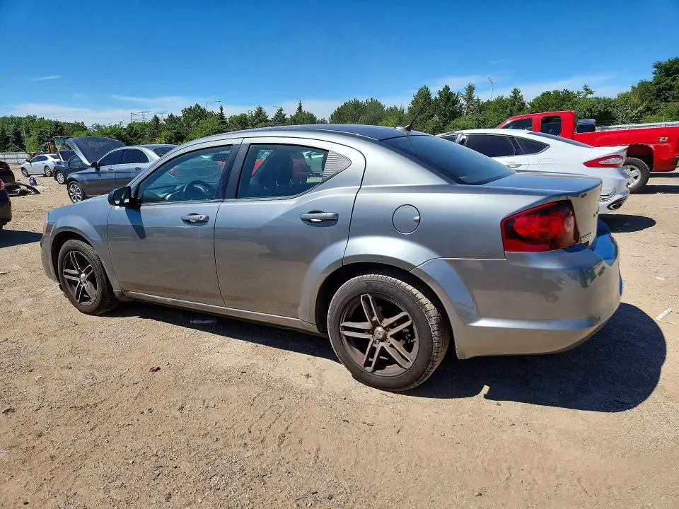 2013 DODGE AVENGER SE  