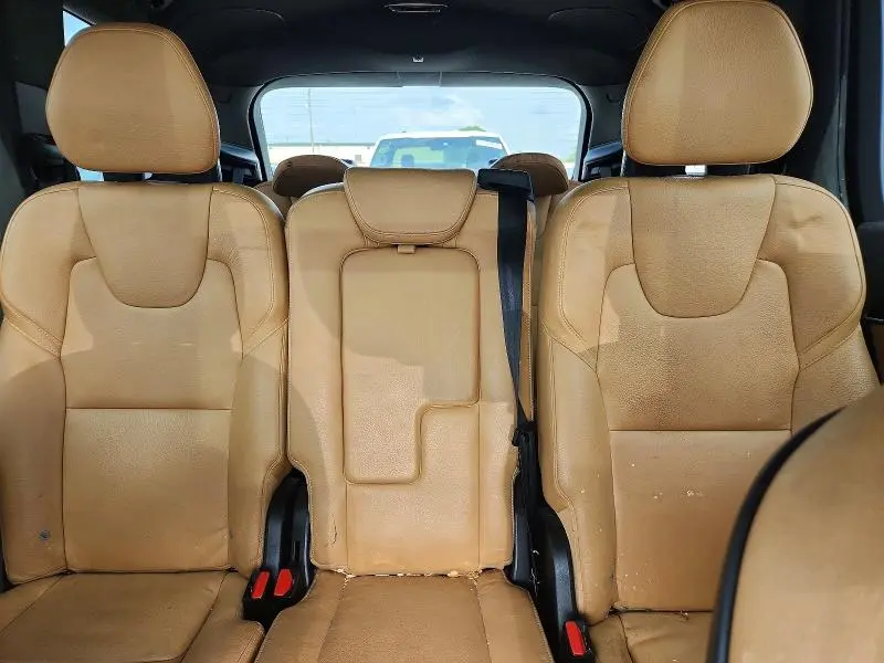 2018 VOLVO XC90 T6  