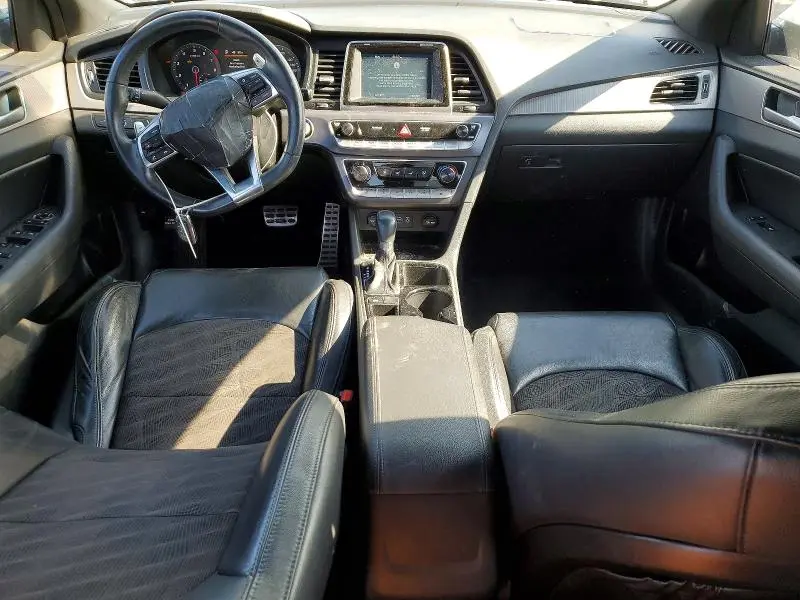 2018 HYUNDAI SONATA SPORT  