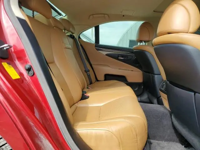 2013 LEXUS LS 460  