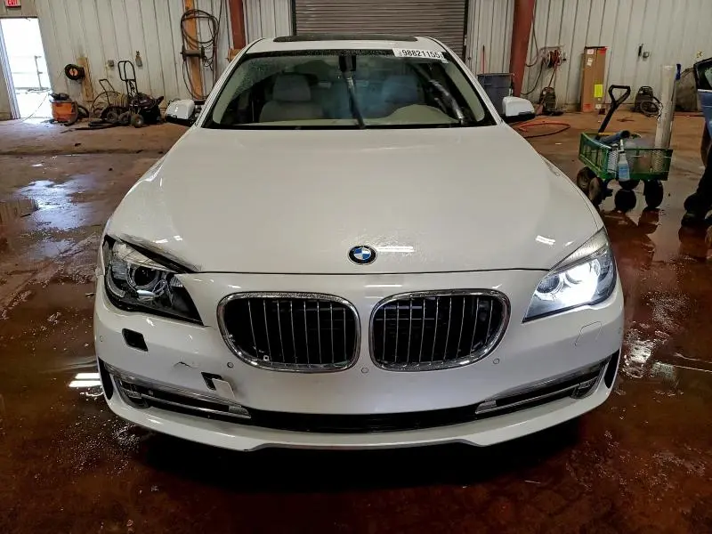 2013 BMW 750 LXI  