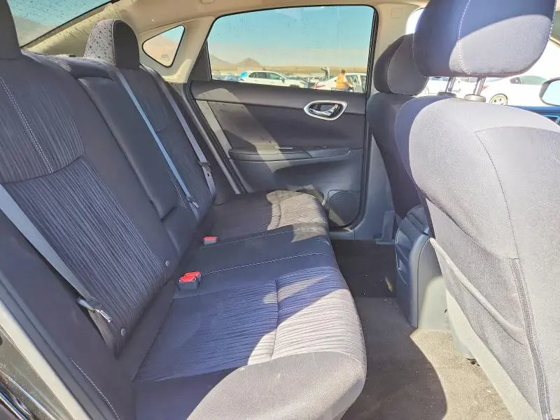 2016 NISSAN SENTRA SV  