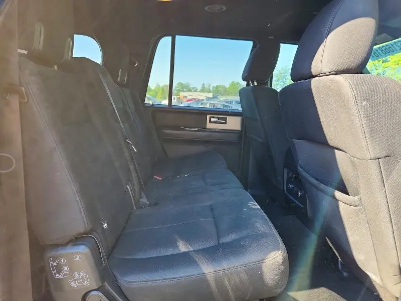 2017 FORD EXPEDITION EL XLT  
