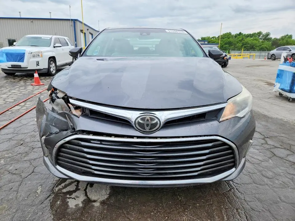 2018 TOYOTA AVALON XLE  