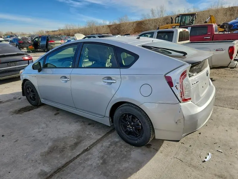 2015 TOYOTA PRIUS   