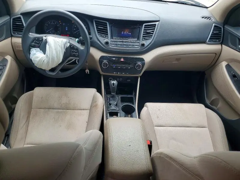2018 HYUNDAI TUCSON SE  