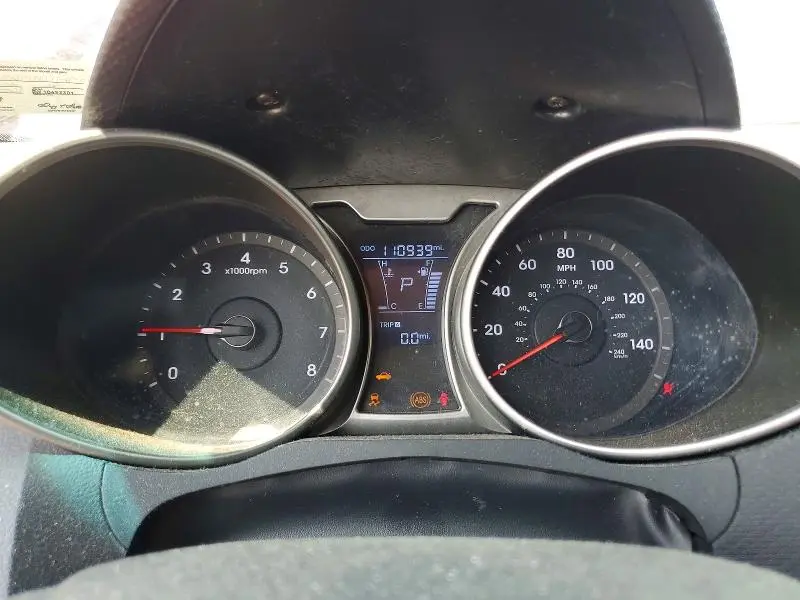 2013 HYUNDAI VELOSTER BASE  