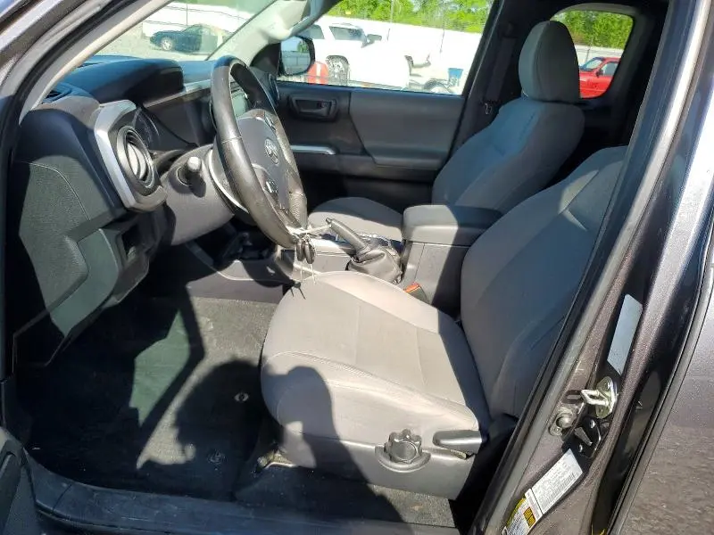 2017 TOYOTA TACOMA SR5 V6  
