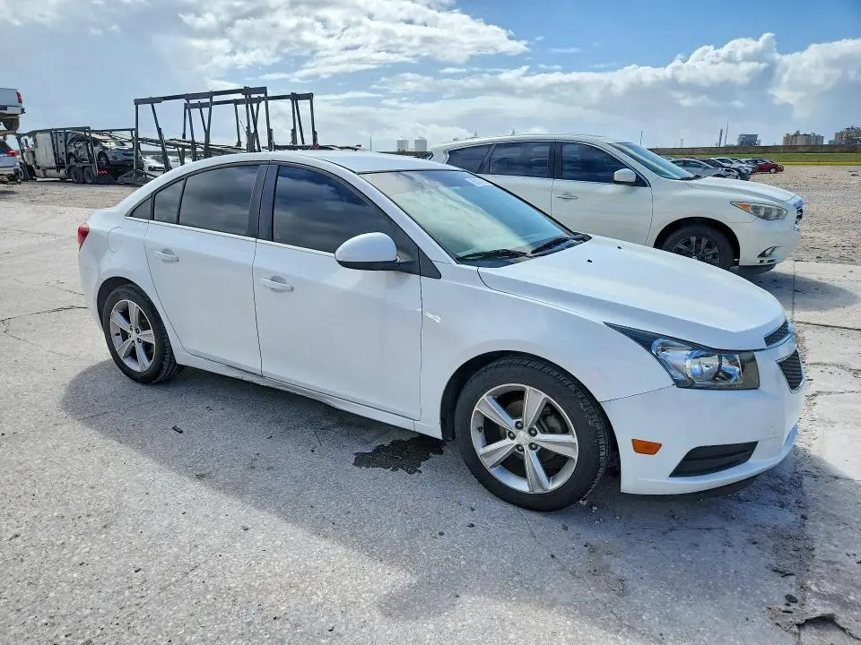 2014 CHEVROLET CRUZE LT  