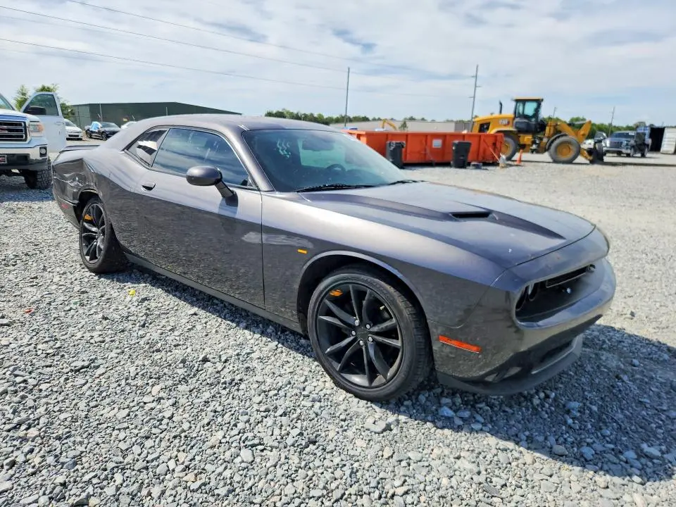 2016 DODGE CHALLENGER SXT  