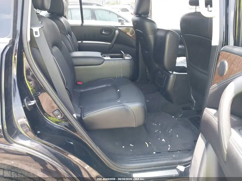 2017 INFINITI QX80  