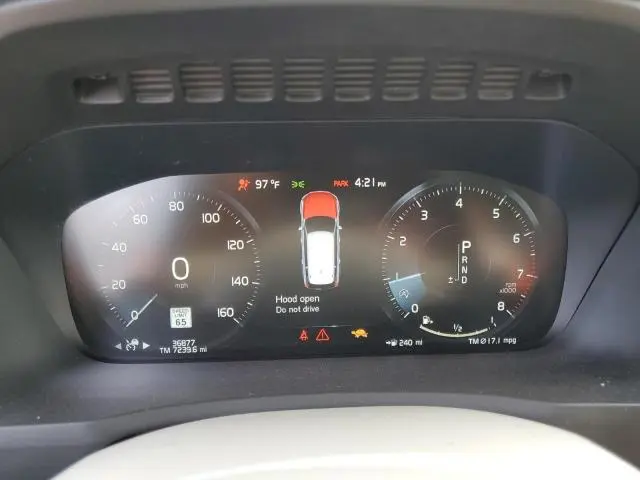 2021 VOLVO XC90 T6 MOMENTUM  