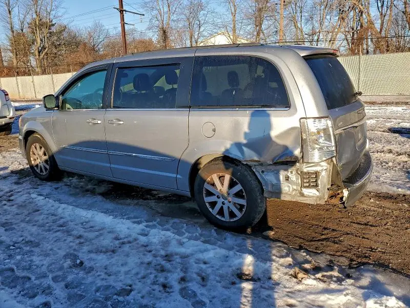 2013 CHRYSLER TOWN & COUNTRY TOURING  