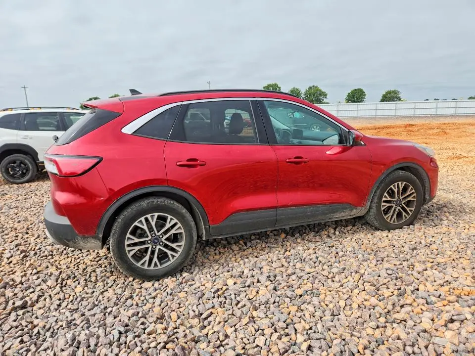 2021 FORD ESCAPE   