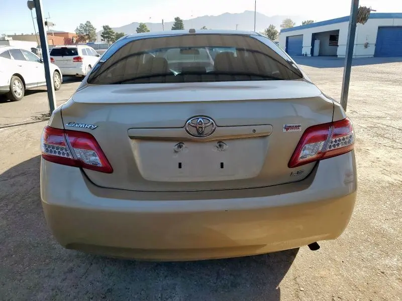 2011 TOYOTA CAMRY BASE  