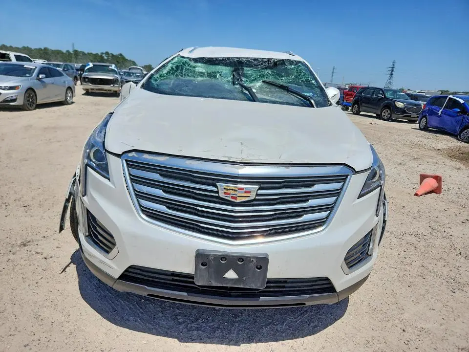 2019 CADILLAC XT5   