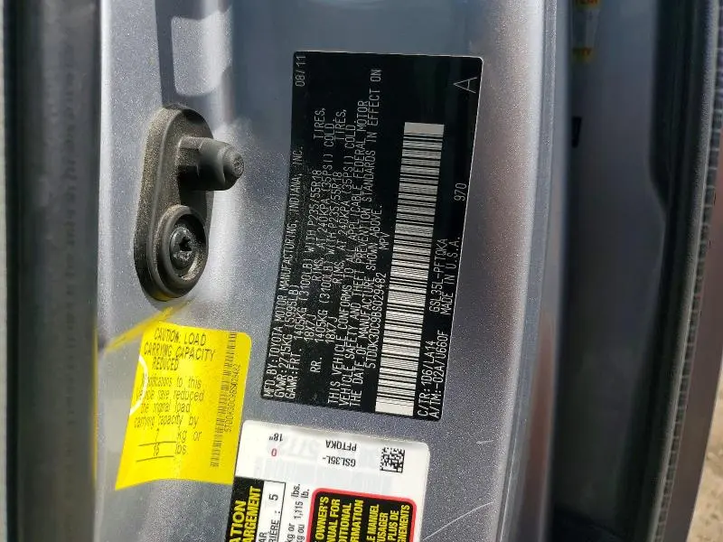 2011 TOYOTA SIENNA LIMITED 7-PASSENGER  