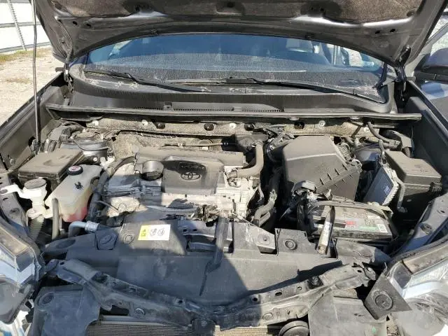 2017 TOYOTA RAV4 XLE  