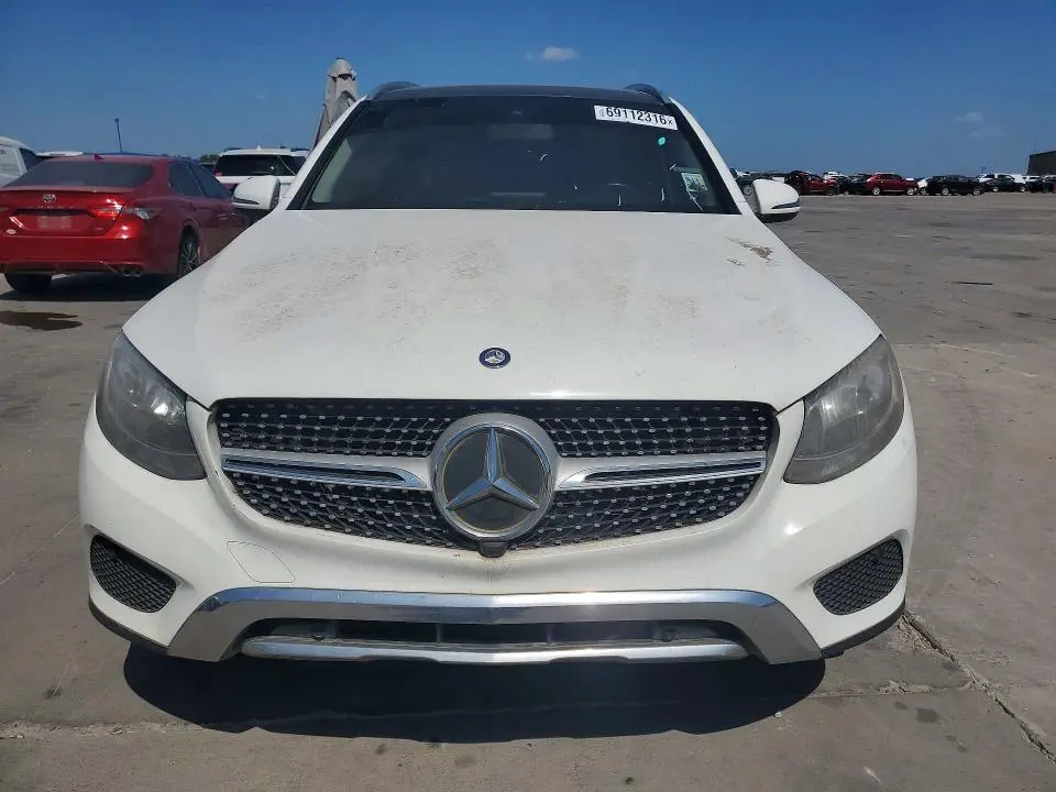 2017 MERCEDES-BENZ GLC 300  