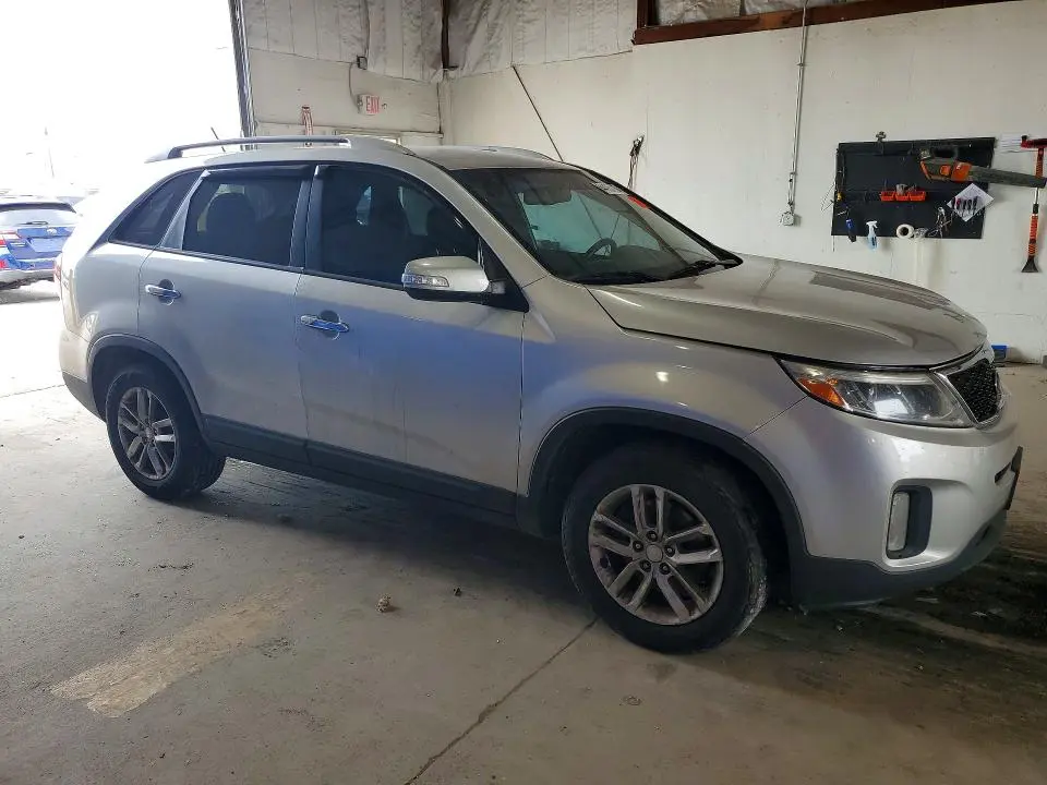 2014 KIA SORENTO LX  