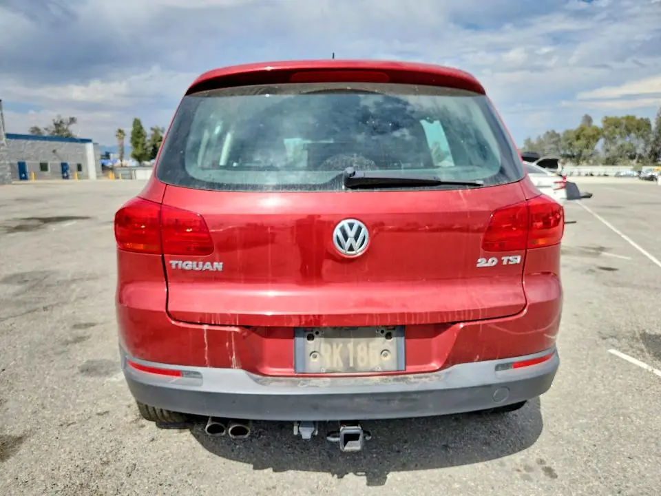 2013 VOLKSWAGEN TIGUAN S  