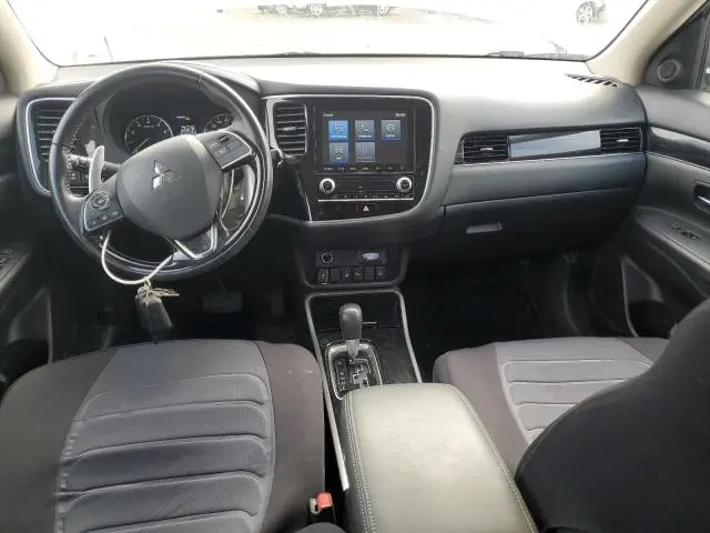 2020 MITSUBISHI OUTLANDER SE  