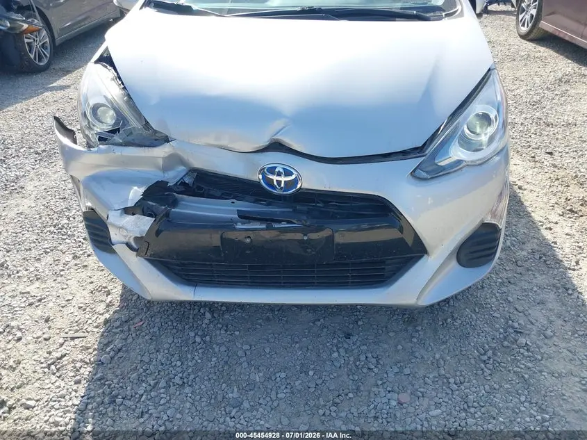 2016 TOYOTA PRIUS C TWO