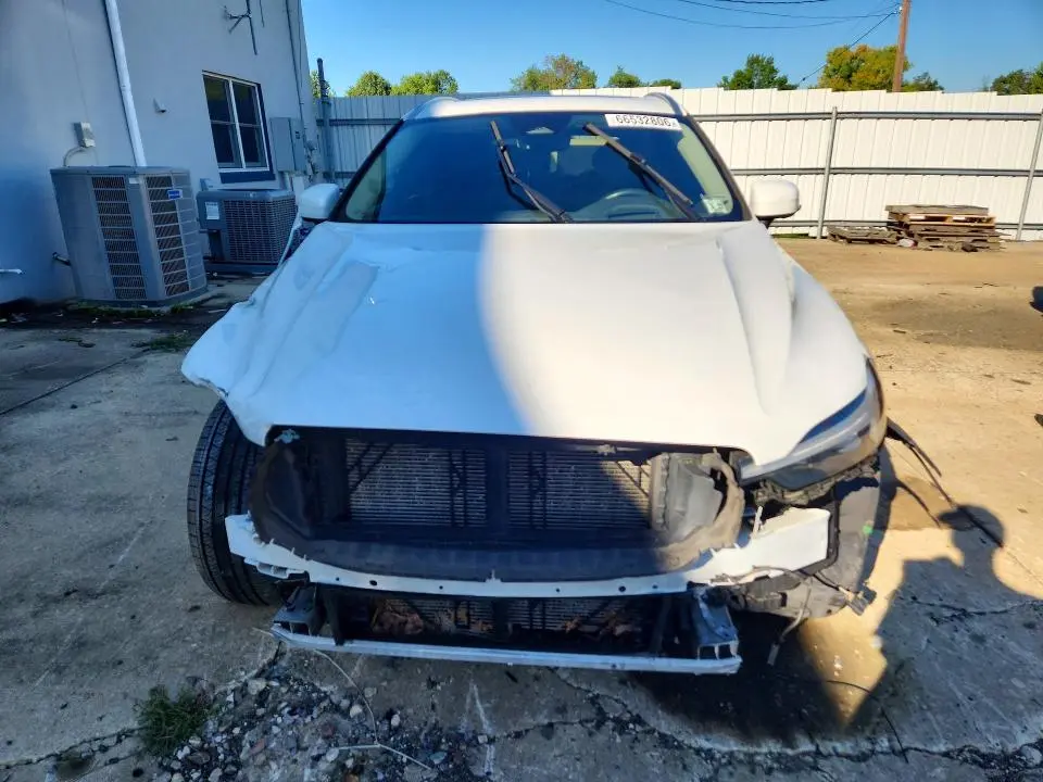 2022 VOLVO XC60 B5 INSCRIPTION  