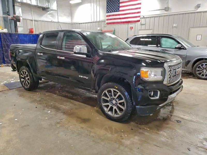 2017 GMC CANYON DENALI  