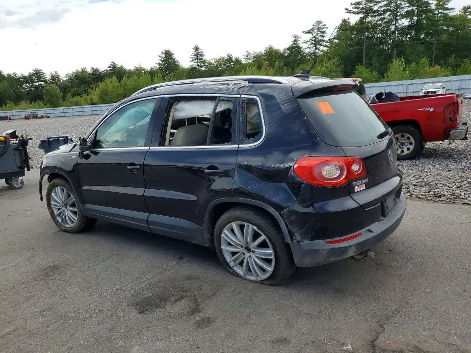2010 VOLKSWAGEN TIGUAN SE  