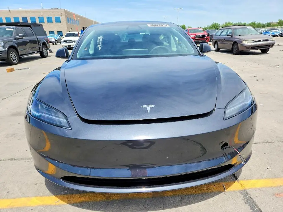 2025 TESLA MODEL 3   