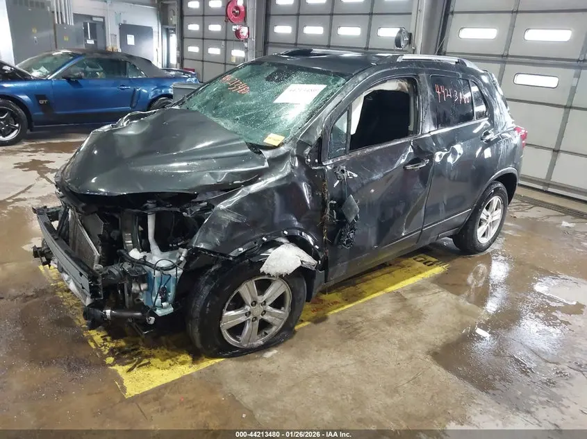 2019 CHEVROLET TRAX LT