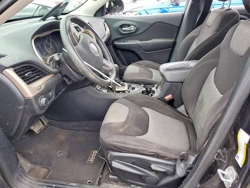 2015 JEEP CHEROKEE SPORT  