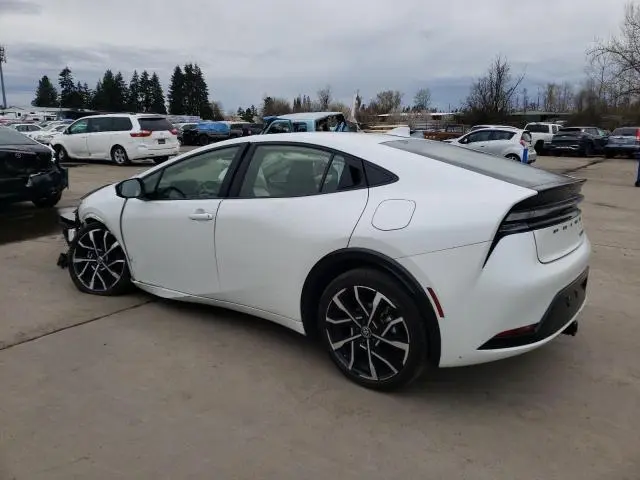 2024 TOYOTA PRIUS PRIME SE