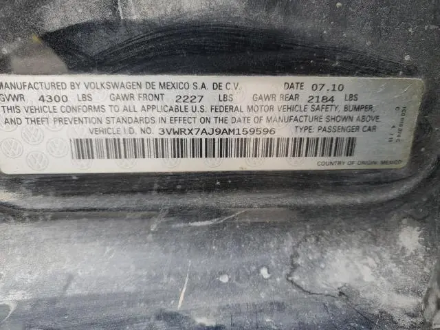 2010 VOLKSWAGEN JETTA SE  