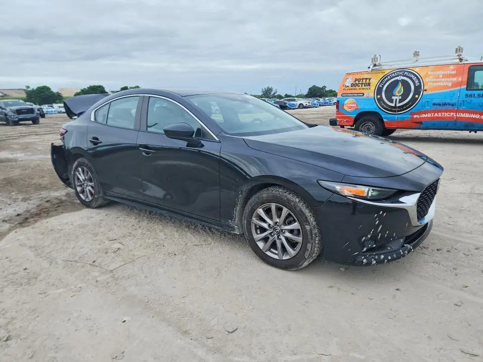 2021 MAZDA 3   