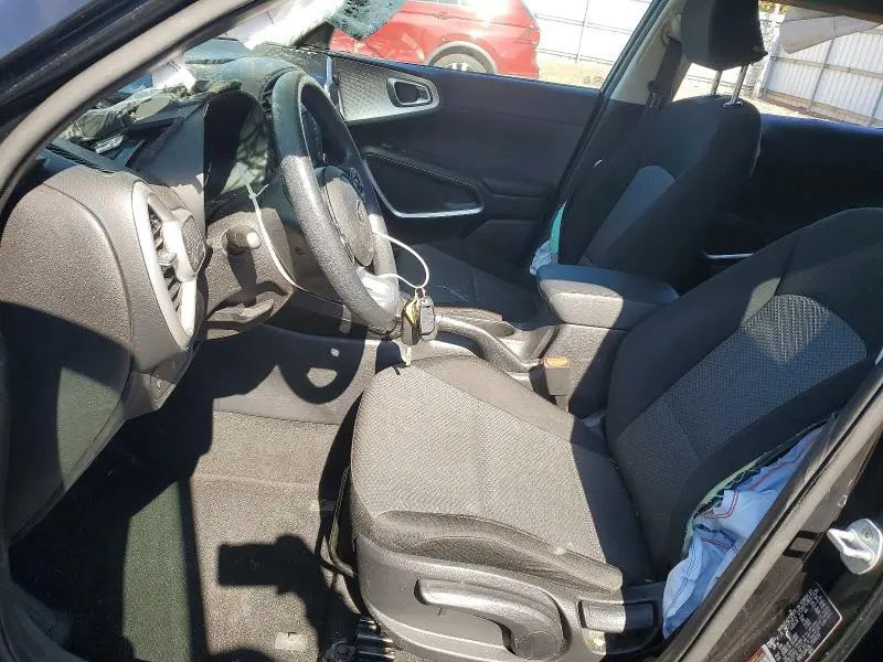 2020 KIA SOUL LX  