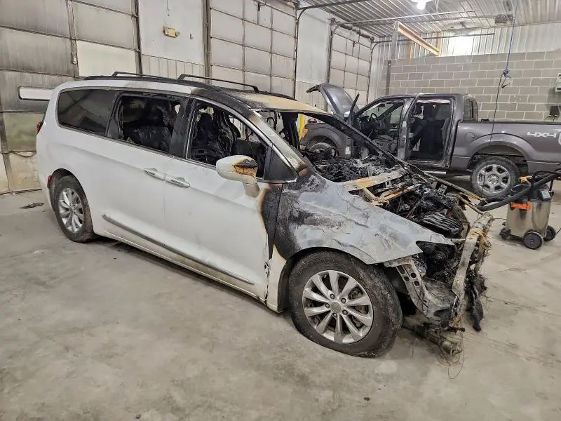 2017 CHRYSLER PACIFICA TOURING L  