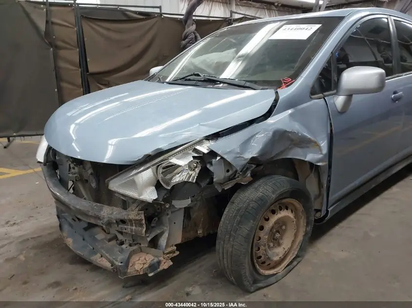 2012 NISSAN VERSA 1.8 S